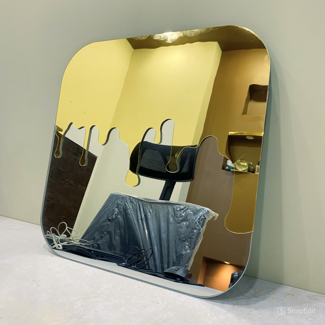 Modern Gold Drip Mirror Wall & Home Decor